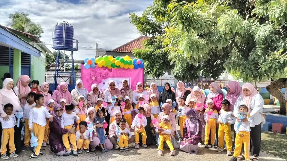 Foto bersama Kelompok B2